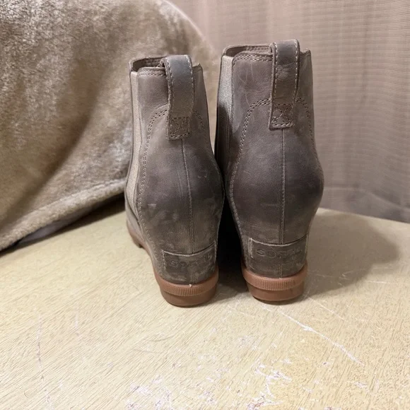 Sorel Joan of Arctic II Wedges - Picture 2 of 7